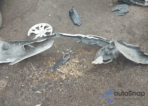 2011 Toyota Corolla S из США, поврежденный, VIN 2T1BU4EE1BC651168